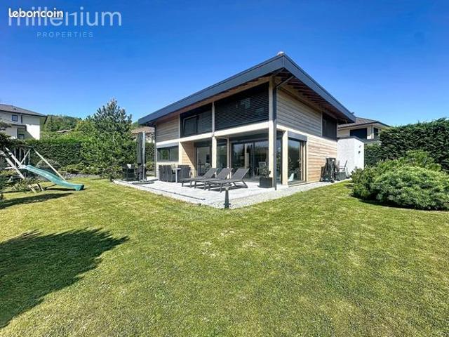 Propriété 6 pièces 167 m²