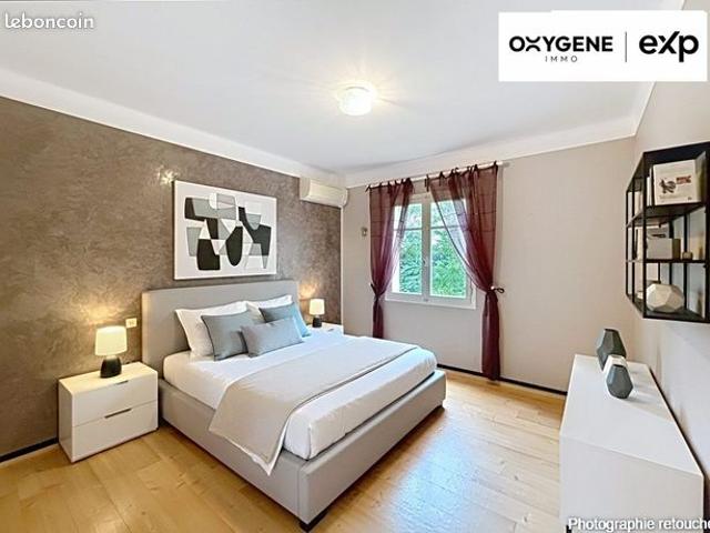 Propriété 6 pièces 167 m²