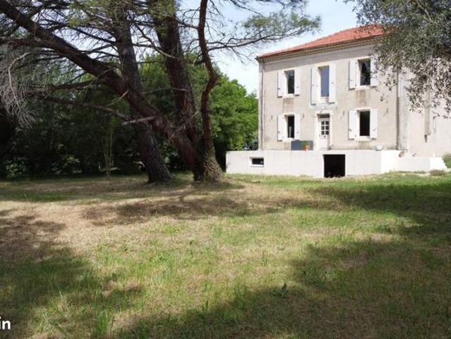 Propriété 6 pièces 168 m²