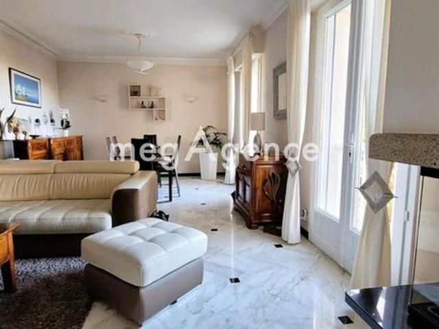 Propriété 6 pièces 168 m²