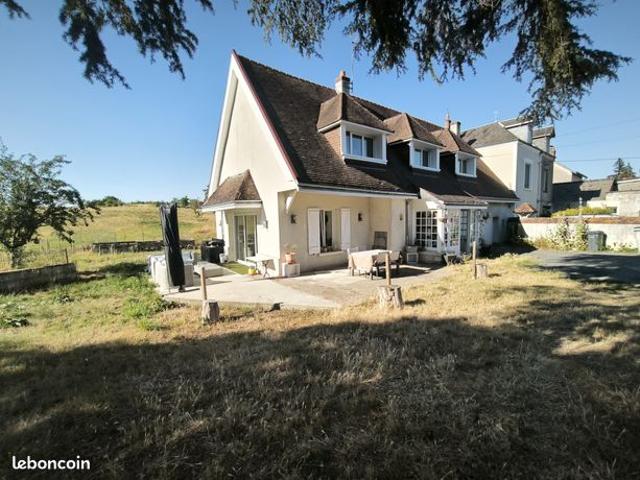 Propriété 6 pièces 168 m²