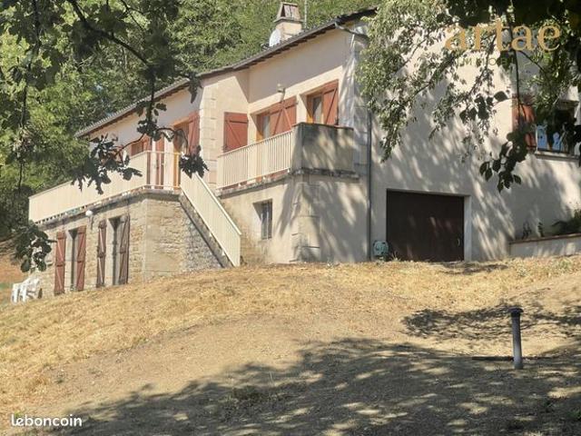 Propriété 6 pièces 168 m²