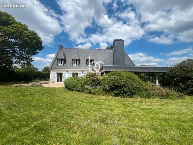 Propriété 6 pièces 168 m²