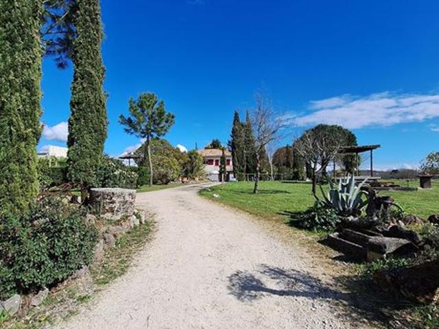Propriété 6 pièces 169 m²