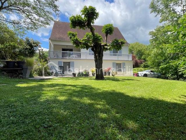 Propriété 6 pièces 169 m²