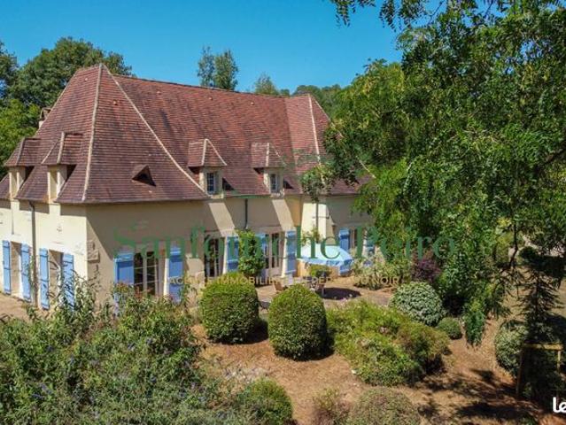 Propriété 6 pièces 169 m²