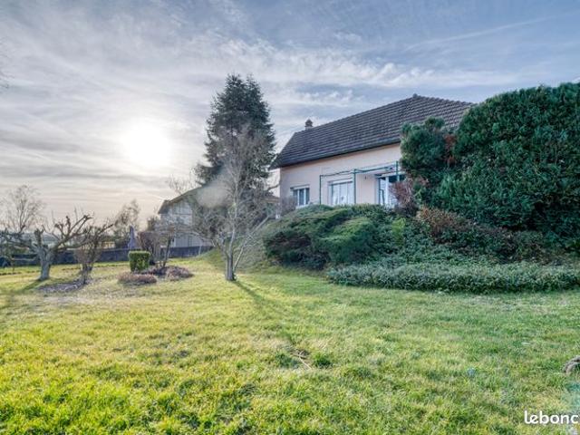 Propriété 6 pièces 160 m²