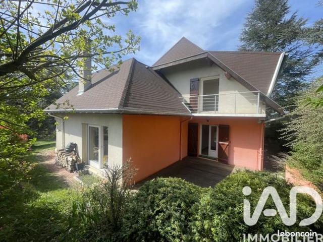 Propriété 6 pièces 160 m²
