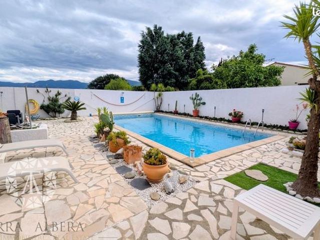 Propriété 6 pièces 160 m²