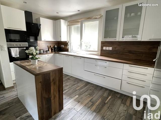Propriété 6 pièces 160 m²