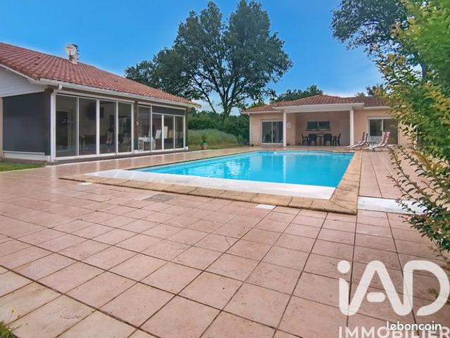 Propriété 6 pièces 160 m²