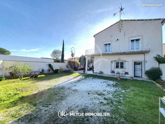 Propriété 6 pièces 160 m²