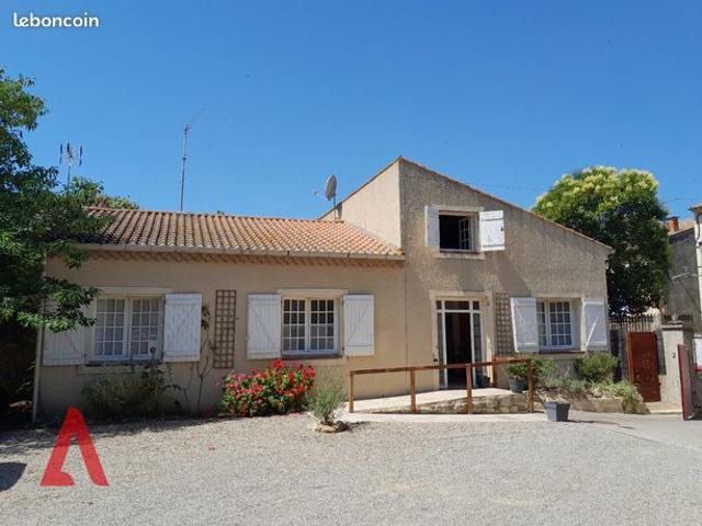 Propriété 6 pièces 160 m²