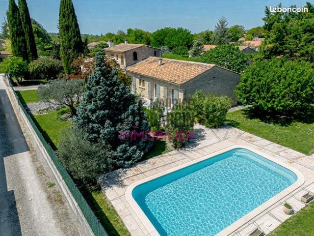 Propriété 6 pièces 160 m²