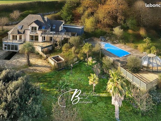 Propriété 6 pièces 160 m²