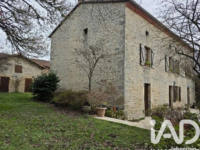 Propriété 6 pièces 160 m²