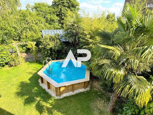 Propriété 6 pièces 160 m²