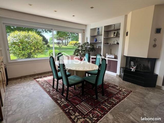 Propriété 6 pièces 160 m²