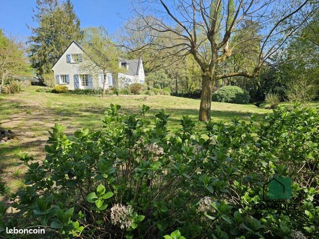 Propriété 6 pièces 160 m²