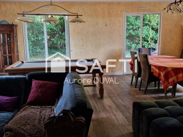 Propriété 6 pièces 160 m²