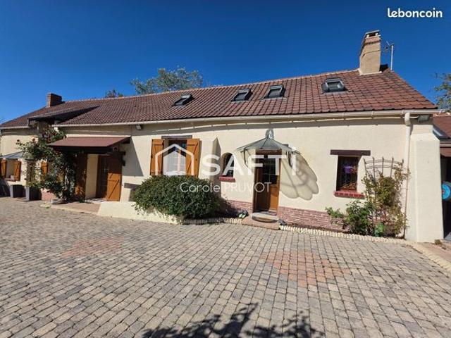 Propriété 6 pièces 162 m²