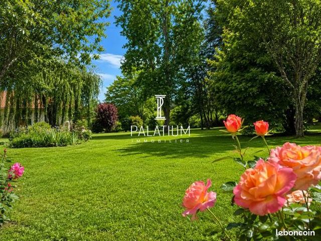 Propriété 6 pièces 162 m²