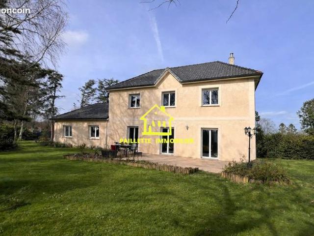 Propriété 6 pièces 162 m²