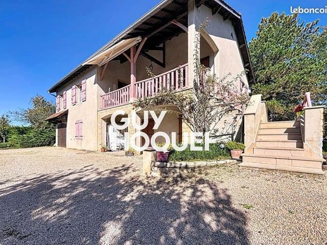 Propriété 6 pièces 162 m²