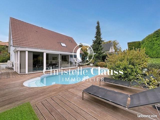 Propriété 6 pièces 162 m²