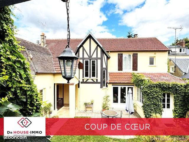 Propriété 6 pièces 162 m²