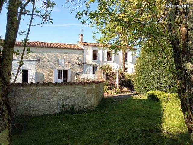 Propriété 6 pièces 162 m²