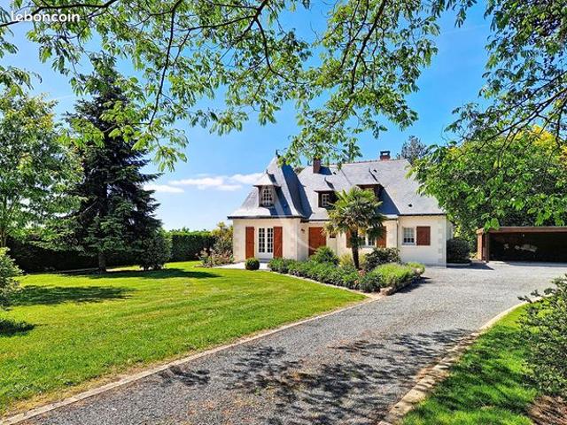Propriété 6 pièces 162 m²