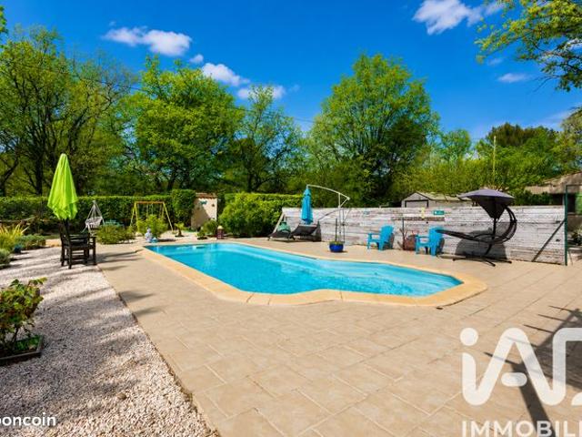 Propriété 6 pièces 163 m²