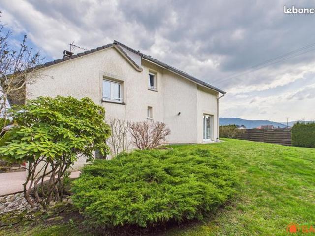 Propriété 6 pièces 163 m²