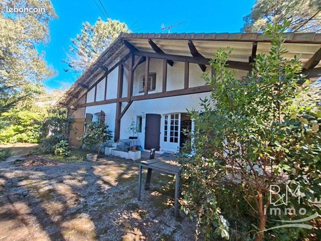 Propriété 6 pièces 163 m²