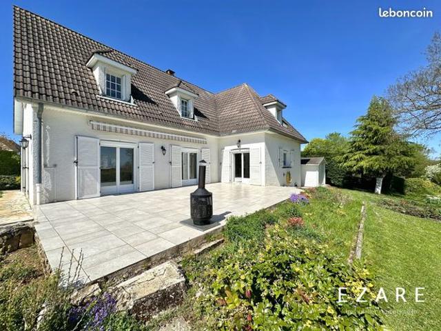 Propriété 6 pièces 163 m²