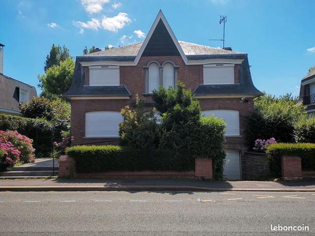 Propriété 6 pièces 163 m²