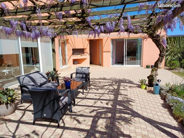 Propriété 6 pièces 163 m²