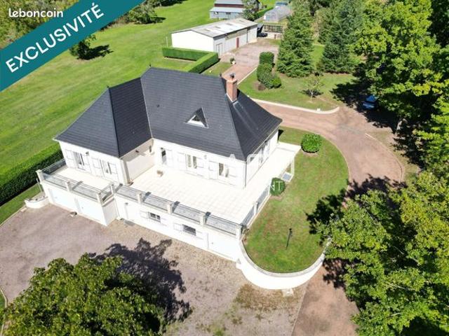 Propriété 6 pièces 175 m²