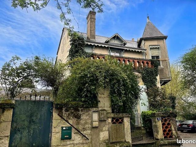 Propriété 6 pièces 175 m²