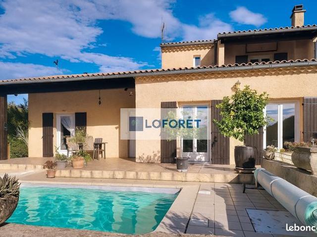 Propriété 6 pièces 175 m²