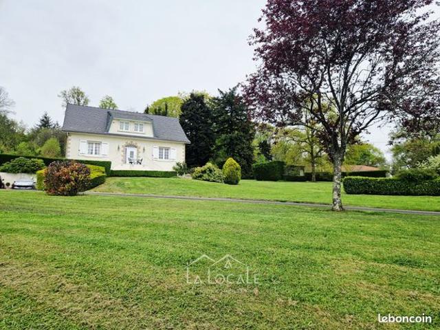 Propriété 6 pièces 175 m²