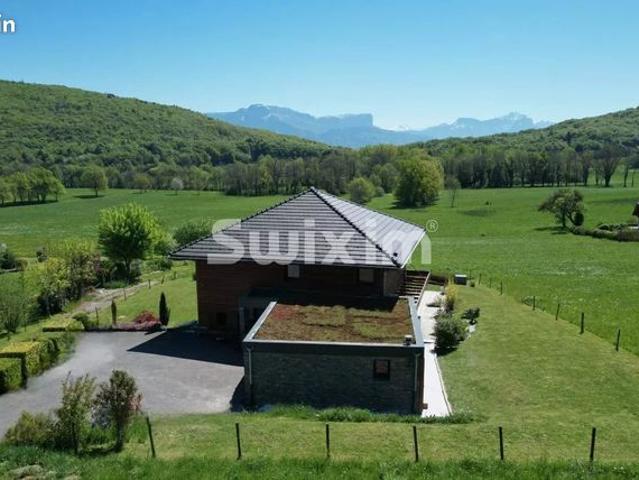 Propriété 6 pièces 175 m²