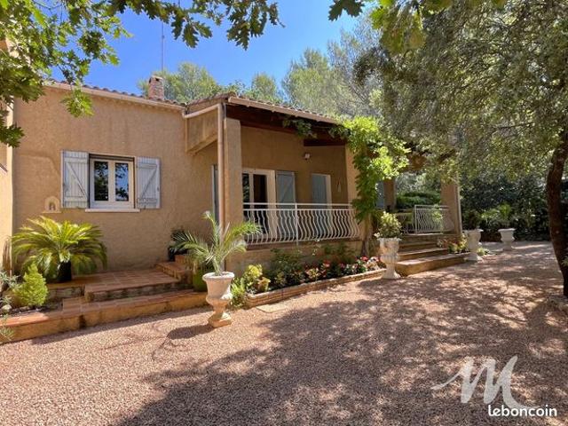 Propriété 6 pièces 175 m²