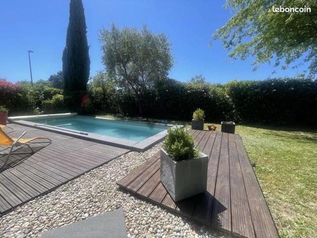 Propriété 6 pièces 176 m²