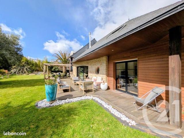 Propriété 6 pièces 177 m²