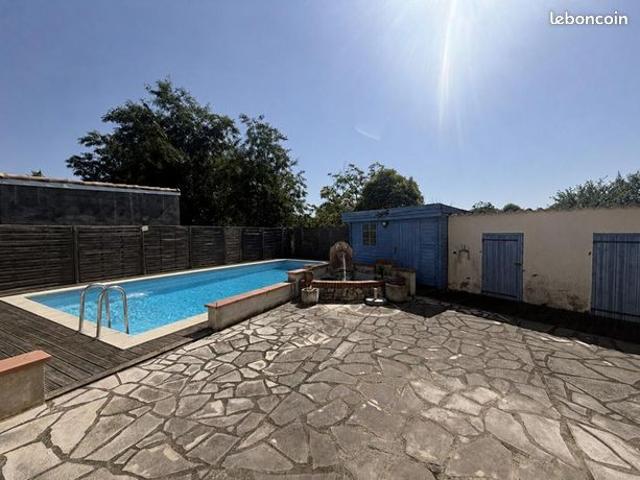 Propriété 6 pièces 177 m²