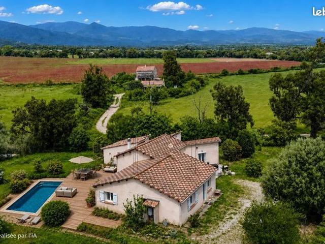 Propriété 6 pièces 177 m²