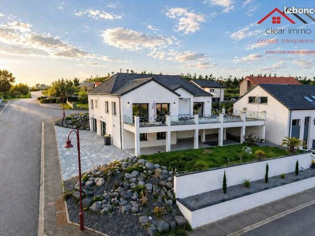 Propriété 6 pièces 177 m²