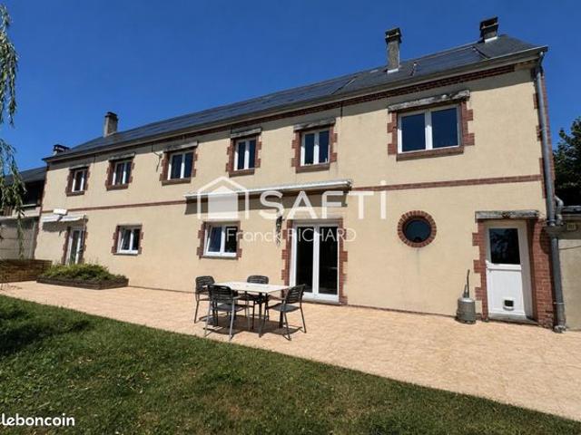 Propriété 6 pièces 178 m²